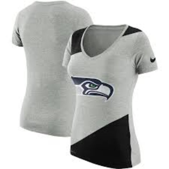 Nike Tops - NWOT Seattle Seahawks Nike NFL Womens T-Shirt Medium